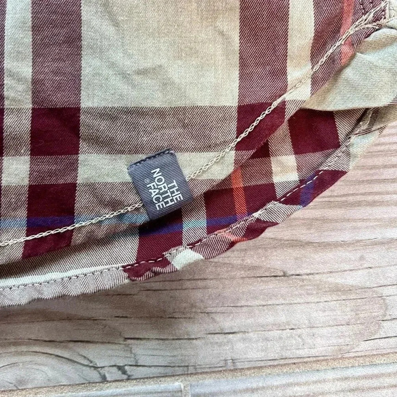 The North Face Men's Multicolor Plaid Long Sleeve Button Down Shirt‎ Size Medium - Picture 4 of 12